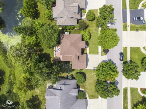 View/Area - 16511 W Springview Dr, Lockport, IL 60441 photo 1 of 2