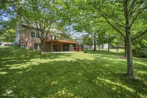 Exterior - 16511 W Springview Dr, Lockport, IL 60441 photo 4 of 5