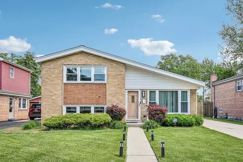 10209 Washington Ave, Oak Lawn, IL 60453