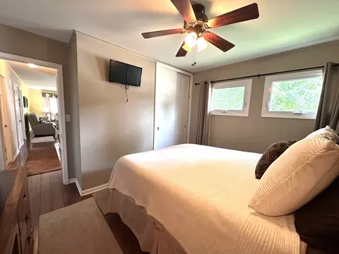 Bedroom - 1815 13th St, Peru, IL 61354 photo 2 of 2