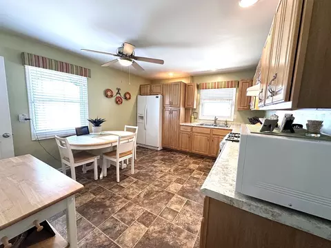 Kitchen - 1815 13th St, Peru, IL 61354 photo 1 of 2