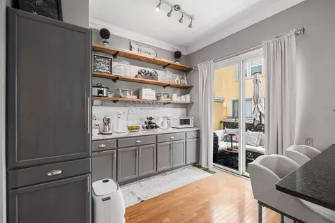Kitchen - 7521 Brown Ave #E, Forest Park, IL 60130 photo 1 of 6