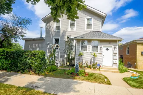 5459 N Lovejoy Ave, Chicago, IL 60630