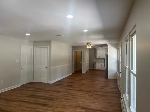 Living - 7 S410 Midfield Dr, Aurora, IL 60506 photo 3 of 6