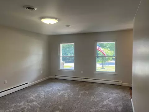 Living - 7 S410 Midfield Dr, Aurora, IL 60506 photo 5 of 6