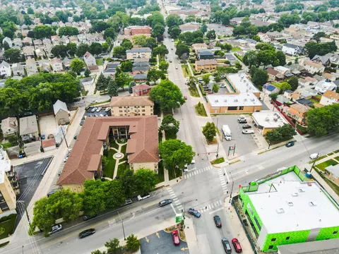 View/Area - 5024 N Austin Ave #2E, Chicago, IL 60630 photo 9 of 10