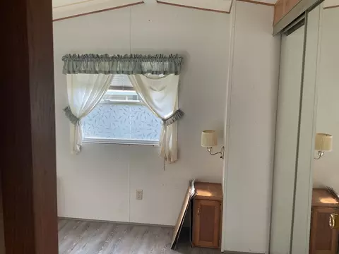 Bedroom - 184 Windward, Lakemoor, IL 60051 photo 1 of 2