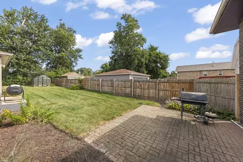 Exterior - 5902 W Maple Ave, Berkeley, IL 60163 photo 3 of 5