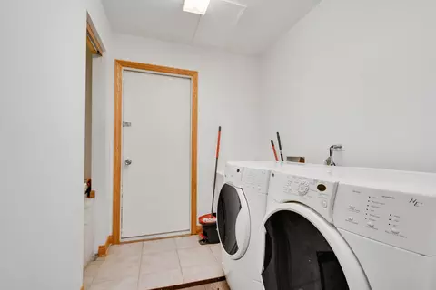Other - 14650 Lamon Ave, Midlothian, IL 60445 photo 6 of 11