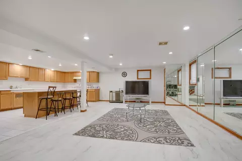 Other - 14650 Lamon Ave, Midlothian, IL 60445 photo 7 of 11