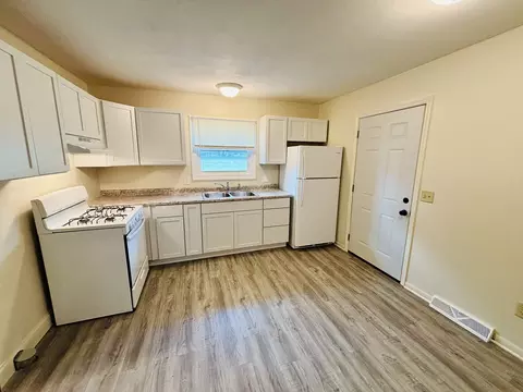 Kitchen - 1009 1011 14th St, Silvis, IL 61282 photo 2 of 2