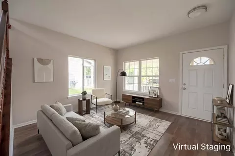 Living - 21215 Duncan Ct, Plainfield, IL 60544 photo 2 of 3