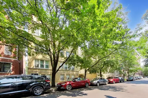 6815 N Lakewood Ave #3N, Chicago, IL 60626