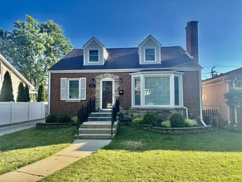 6922 N Owen Ave, Chicago, IL 60631