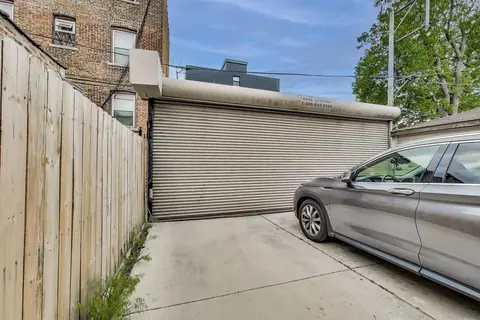 Exterior - 6527 S Drexel Ave, Chicago, IL 60637 photo 6 of 7