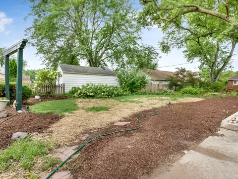 Exterior - 1130 Duncan Ave, Elgin, IL 60120 photo 8 of 8