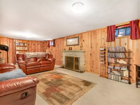 Living - 1130 Duncan Ave, Elgin, IL 60120 photo 4 of 4