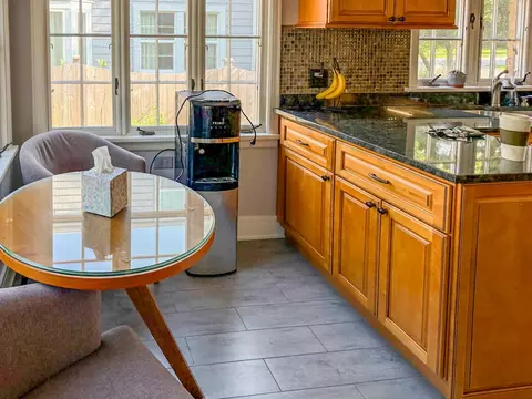Kitchen - 1130 Duncan Ave, Elgin, IL 60120 photo 6 of 6