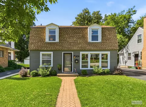 125 W Adams St, Villa Park, IL 60181