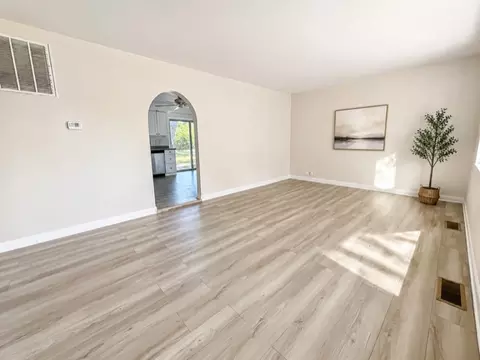 Living - 6925 Elder Ct, Bridgeview, IL 60455 photo 1 of 1