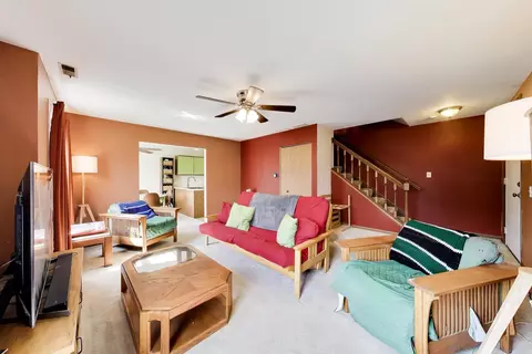 5602 Tinder Dr #6, Rolling Meadows, IL 60008 photo 2
