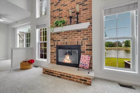 Other - 2034 Ivy Ridge Dr, Hoffman Estates, IL 60192 photo 1 of 2