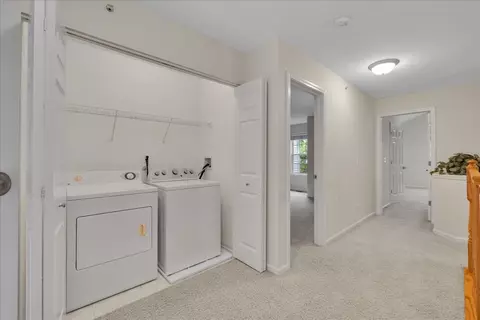 Entry Way - 2034 Ivy Ridge Dr, Hoffman Estates, IL 60192 photo 3 of 3
