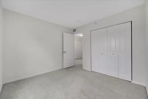 Bedroom - 2034 Ivy Ridge Dr, Hoffman Estates, IL 60192 photo 8 of 8
