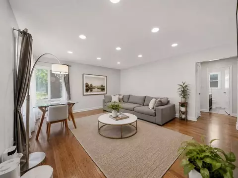Living - 1220 N Wheeling Rd, Mount Prospect, IL 60056 photo 4 of 5