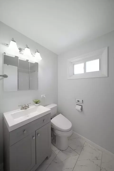Bath - 1220 N Wheeling Rd, Mount Prospect, IL 60056 photo 2 of 3