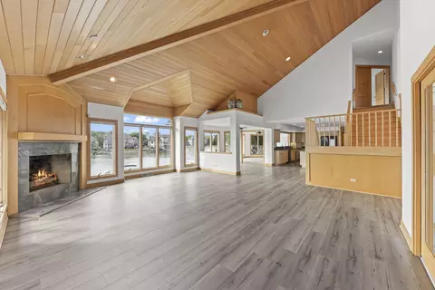 Living - 13258 Lakepoint Dr, Plainfield, IL 60585 photo 5 of 7