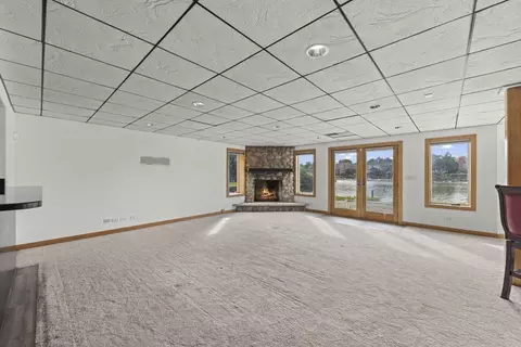 Living - 13258 Lakepoint Dr, Plainfield, IL 60585 photo 7 of 7