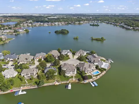 View/Area - 13258 Lakepoint Dr, Plainfield, IL 60585 photo 7 of 10