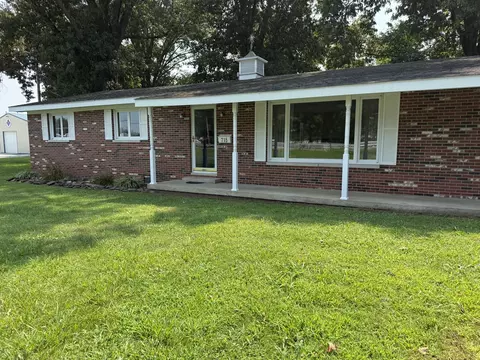 Other - 715 State St, Eldorado, IL 62930 photo 3 of 3