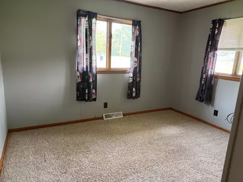 Bedroom - 715 State St, Eldorado, IL 62930 photo 2 of 3