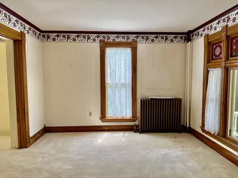 Living - 811 NW 3rd Ave, Galva, IL 61434 photo 3 of 7