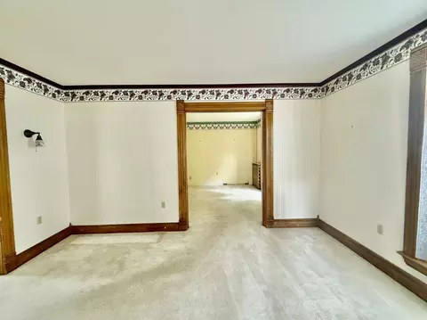 Living - 811 NW 3rd Ave, Galva, IL 61434 photo 4 of 7