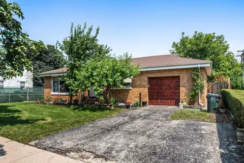 6815 N Tripp Ave, Lincolnwood, IL 60712