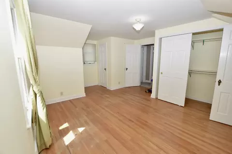 Bedroom - 4601 Spring Grove Rd, Mchenry, IL 60051 photo 6 of 7