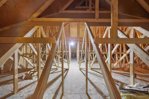 Entry Way - 3916 Windmere Ln, Johnsburg, IL 60051 photo 5 of 6