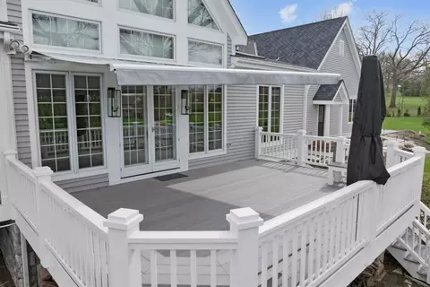 Exterior - 3916 Windmere Ln, Johnsburg, IL 60051 photo 5 of 7