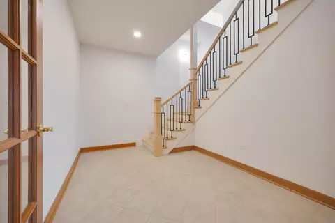Entry Way - 3916 Windmere Ln, Johnsburg, IL 60051 photo 6 of 6