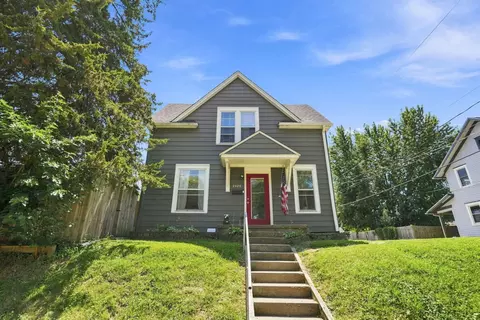 2428 13th Ave, Rock Island, IL 61201