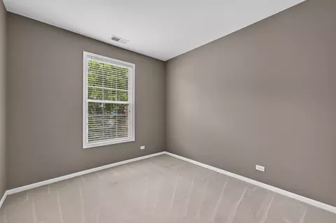 Bedroom - 432 N Harrison St, Algonquin, IL 60102 photo 5 of 7