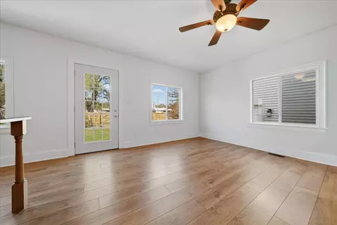 Living - 317 E Dearborn St, Plano, IL 60545 photo 6 of 6