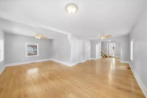 Living - 317 E Dearborn St, Plano, IL 60545 photo 2 of 6