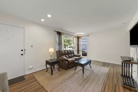 Other - 2304 Meadow Dr, Rolling Meadows, IL 60008 photo 3 of 6