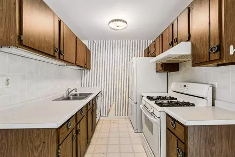 Kitchen - Undisclosed, Cary, IL 60013 photo 2 of 3