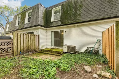 Exterior - Undisclosed, Cary, IL 60013 photo 4 of 6