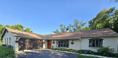 1909 W 56th St, La Grange Highlands, IL 60525